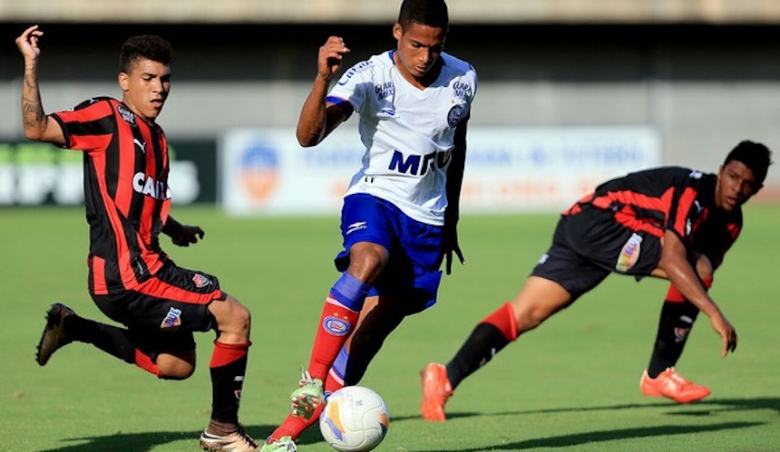 Ba-Vi válido pelo Baiano sub-20 terminou empatado em 1 a 1 (Foto: Felipe Oliveira / Divulgação / E.C. Bahia)