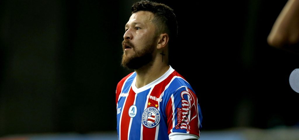 Rossi recebe o terceiro cartão amarelo e não joga contra o Fluminense